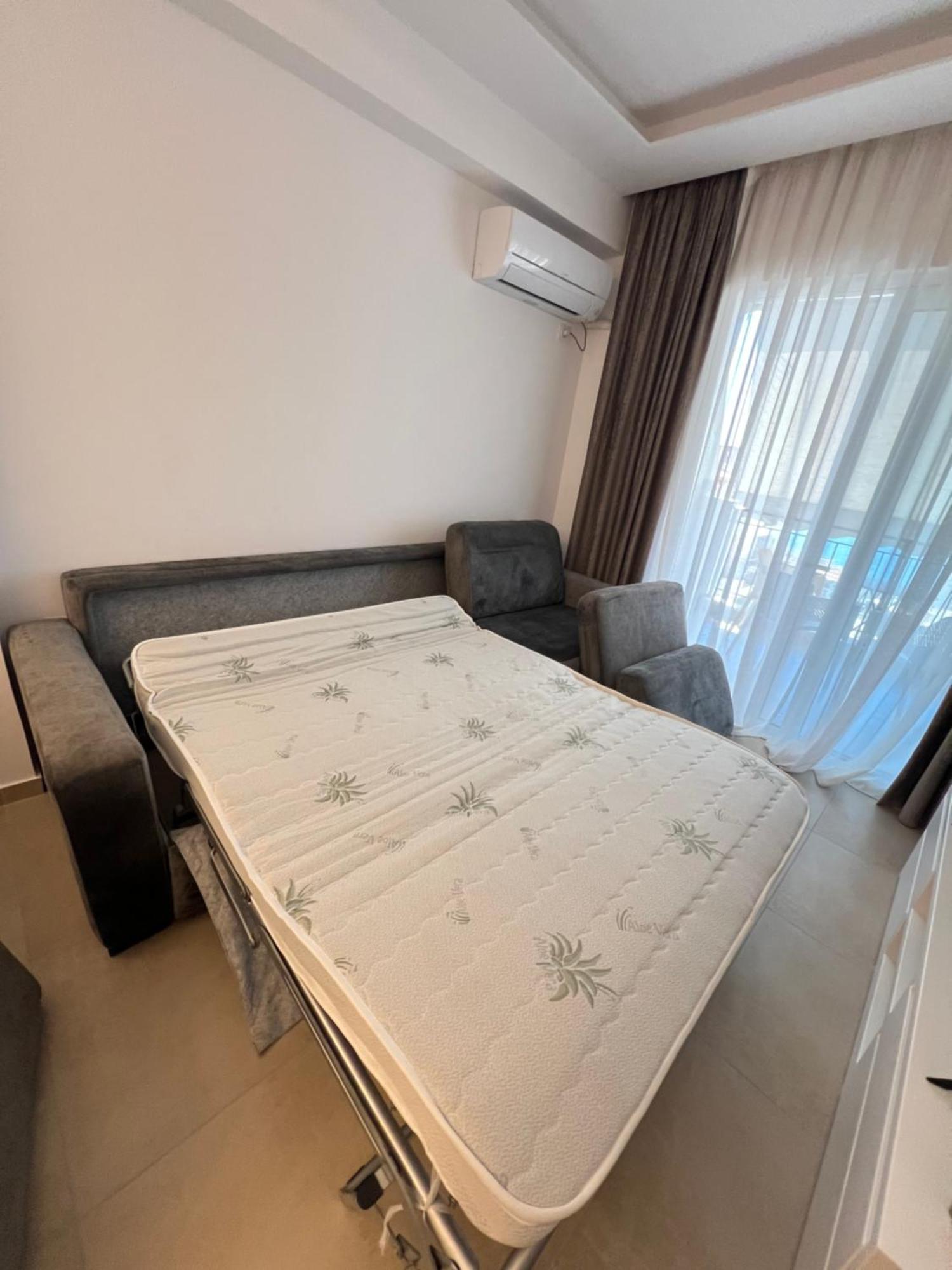 Saranda Deluxe Apartments Exteriör bild