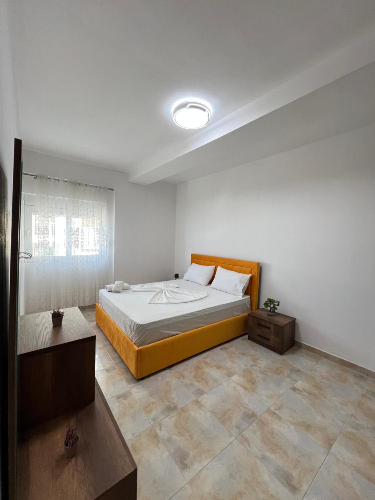 Saranda Deluxe Apartments Exteriör bild